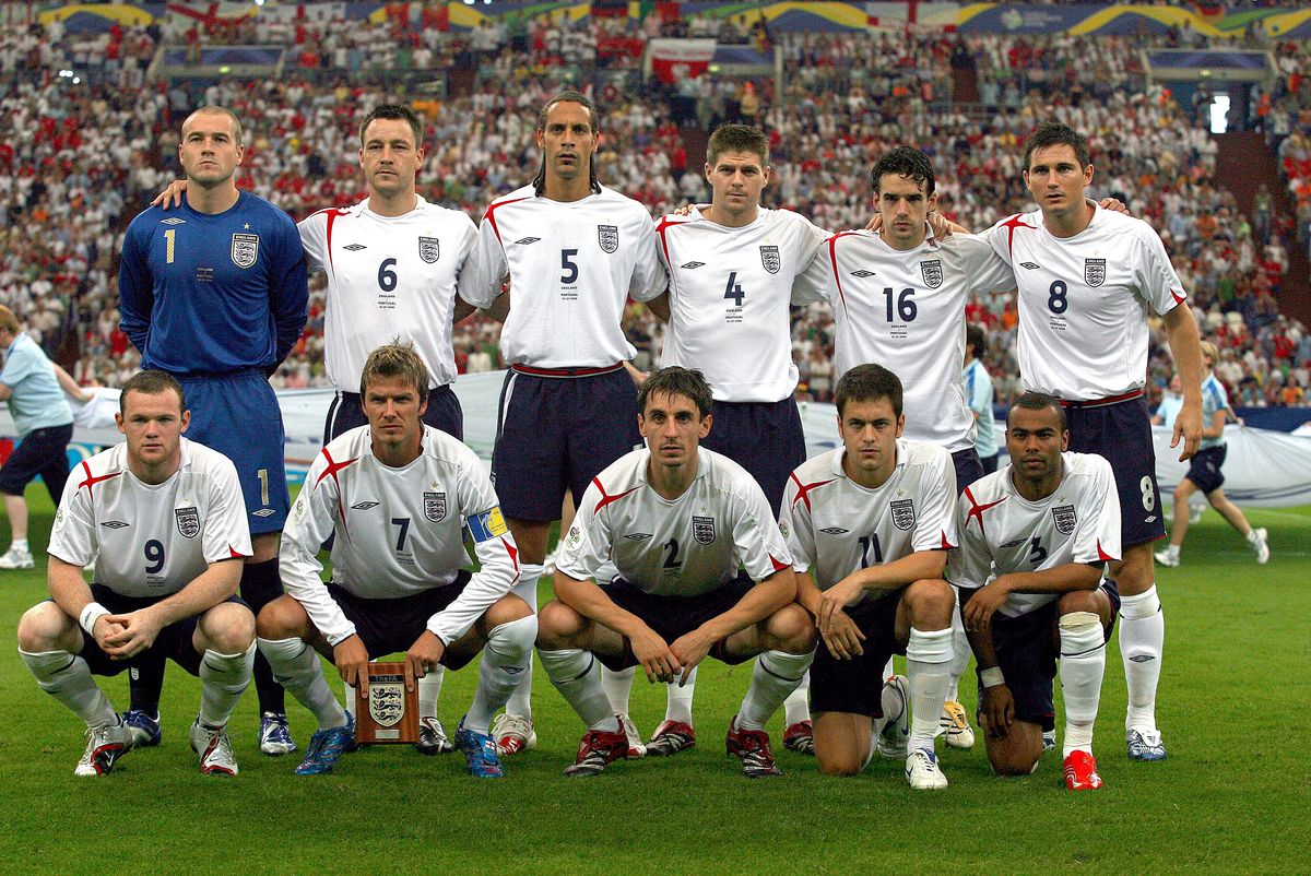 England Team Group (br) Paul Robinson, John Terry, Rio Ferdinand, Steven Gerrard, Owen Hargreaves, Frank Lampard, (fr) Wayne Rooney, David Beckham, Gary Neville, Joe Cole, Ashley Cole before the FIFA World Cup Finals 2006 Quarter Final match between England and Portugal