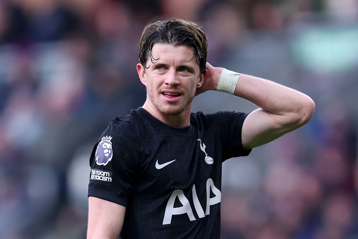 BURNLEY, ENGLAND - JANUARY 24: Conor Gallagher of Tottenham Hotspur looks on during the Premier League match between Burnley and Tottenham Hotspur at Turf Moor on January 24, 2026 in Burnley, England. (Photo by Molly Darlington/Getty Images)
