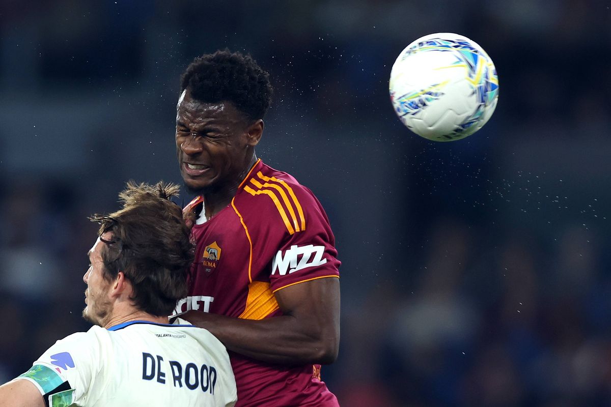 ROME, ITALY - 2026/04/18: Evan N'Dicka of AS Roma seen in action during the Serie A Enilive 2025-2026 football match between AS Roma and Atalanta Bergamasca Calcio at Olympic Stadium. Final score; AS Roma 1:1Atalanta. (Photo by Marco Iacobucci/SOPA Images/LightRocket via Getty Images)