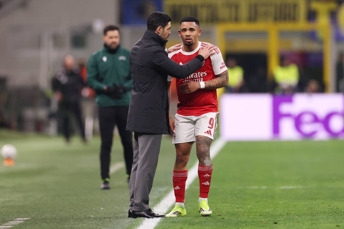 Gabriel Jesus of Arsenal interacts with Mikel Arteta